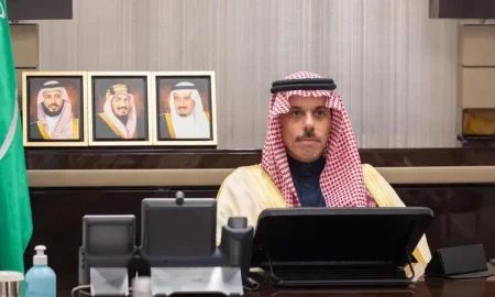 الأمير فيصل بن فرحان يؤكد أن الاستقرار الدائم يتحقق بالدبلوماسية