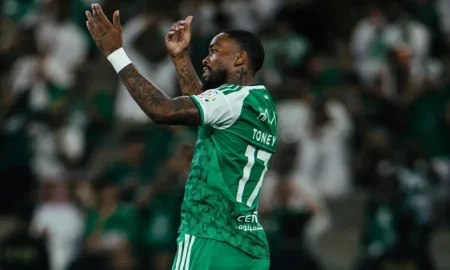 إيفان توني يتصدر هدافي دوري روشن بعد خماسية الأهلي في الرياض