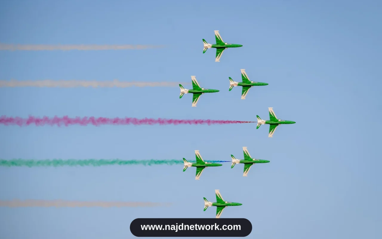 احتفالات اليوم الوطني السعودي: عروض جوية استثنائية في سماء ملهم