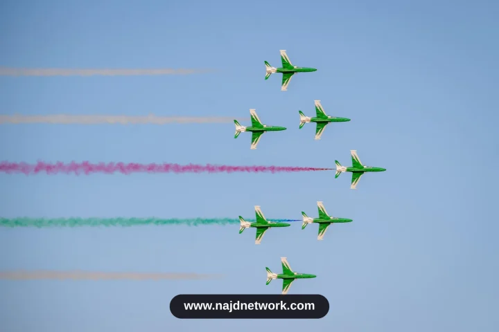 احتفالات اليوم الوطني السعودي: عروض جوية استثنائية في سماء ملهم