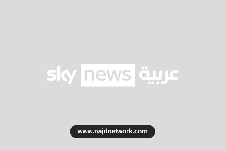 مقذوفات تصيب 3 سفن أثناء عبورها هرمز